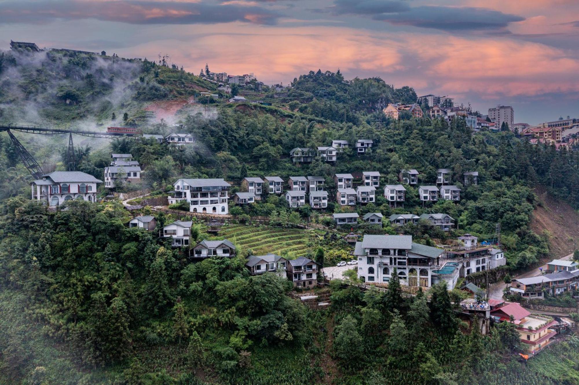萨帕猫猫山度假村 外观 照片