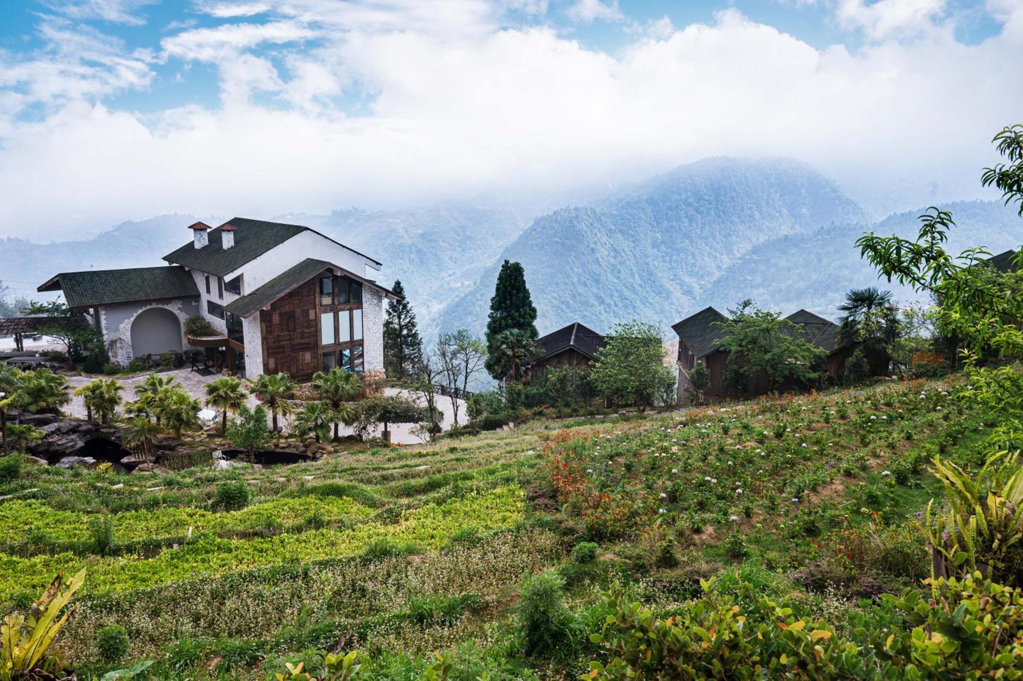 萨帕猫猫山度假村 外观 照片